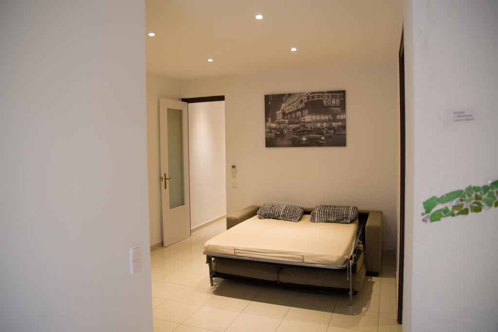 Flat Barcelona Apartment Exterior photo